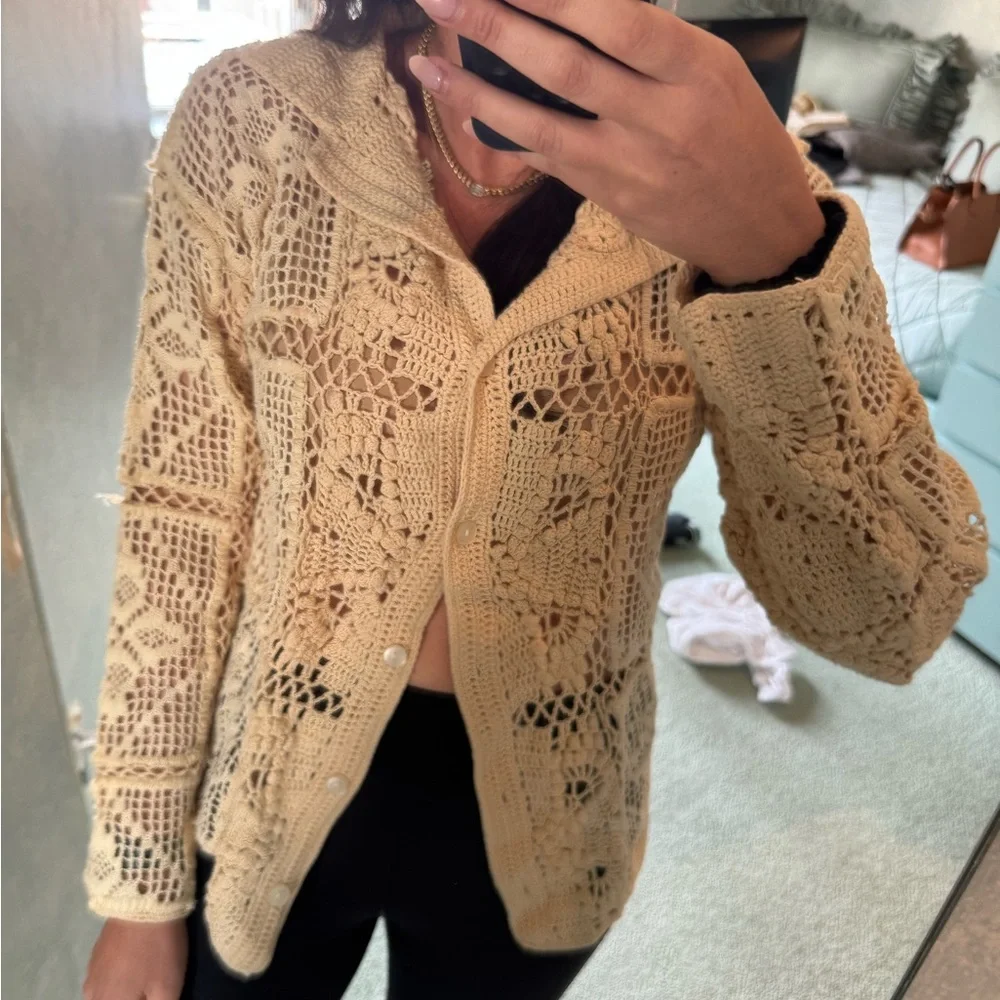 Zara Beige Crochet Lace Cardigan - Picture 5 of 9